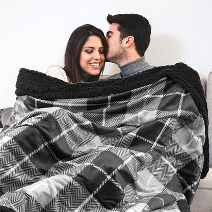 Dark Grey Plaid Sherpa Throw Blanket for Couch, Soft Plush Gray Flannel Blanket & Throws for Bed Sofa, Warm Cozy Winter Christmas Blanket, Reversible Fuzzy Decorative Fleece Gift Throw, 50X60